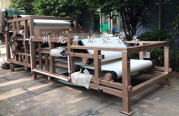 帶式壓濾機